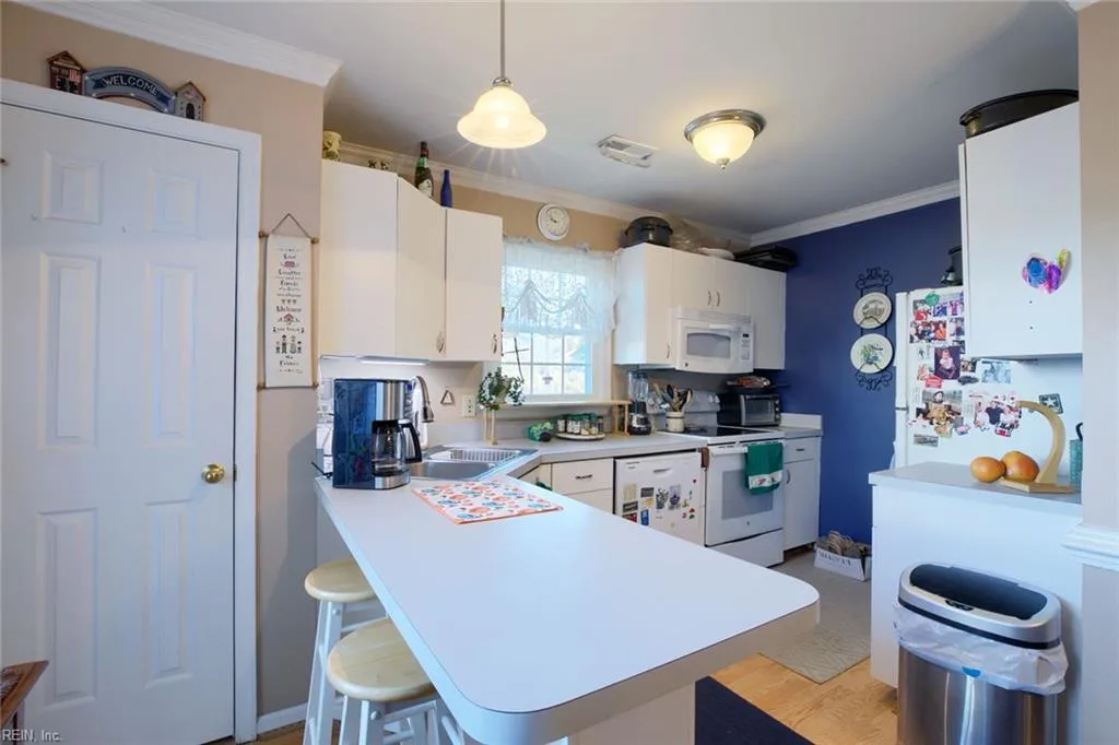 205 Amersham DR #B, YORKTOWN VA 23693 thumb 7