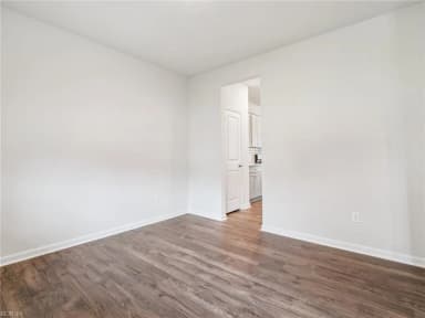 306 Gallop WAY, YORKTOWN VA 23690 thumb 5