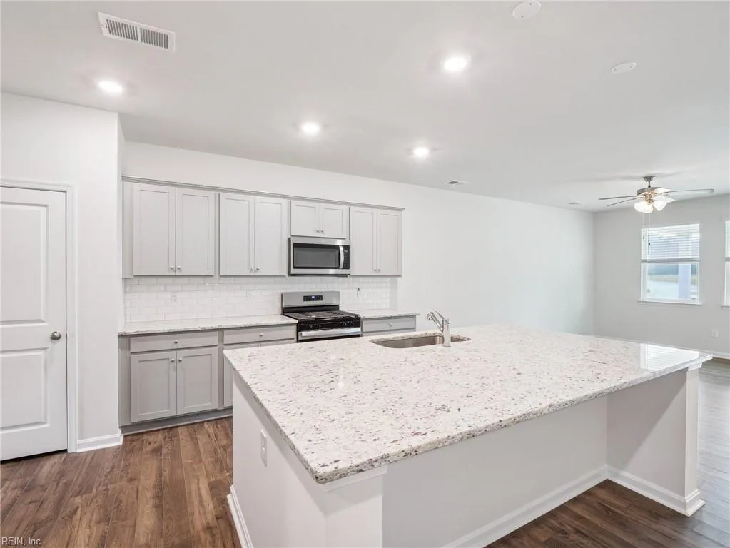 306 Gallop WAY, YORKTOWN VA 23690 thumb 9