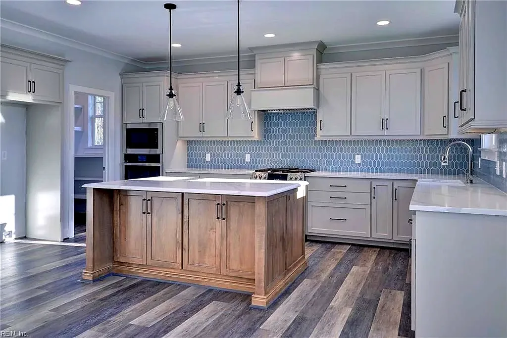 704 Dare RD, YORKTOWN VA 23692 thumb 7