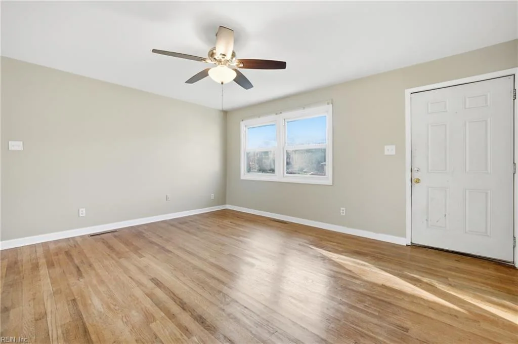 213 Kingwood DR, NEWPORTNEWS VA 23601 thumb 6