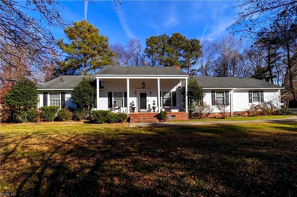 25461 Woodland Park CIR, COURTLAND VA 23837 - Main photo