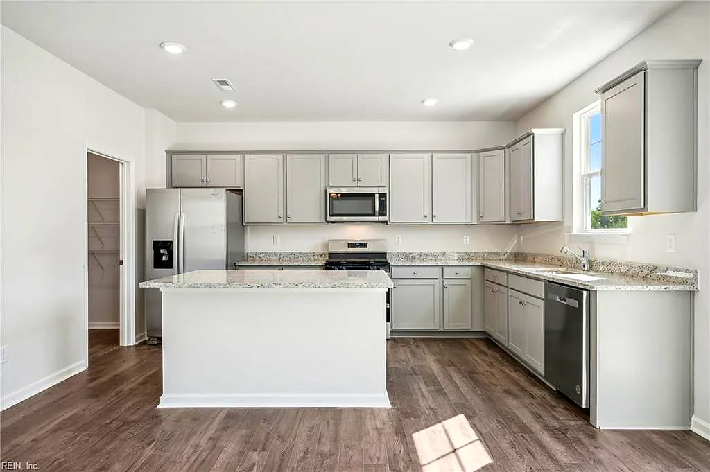 5009 Melanie CT, SUFFOLK VA 23434 - Photo 4