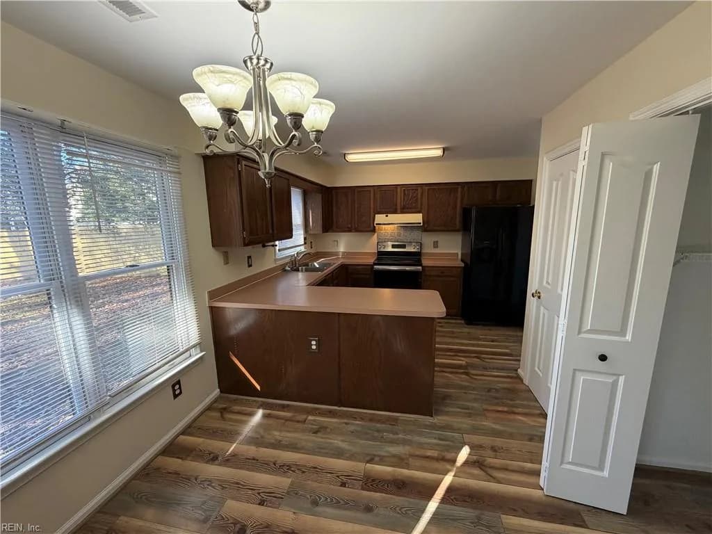 411 Campton PL, NEWPORTNEWS VA 23608 thumb 9