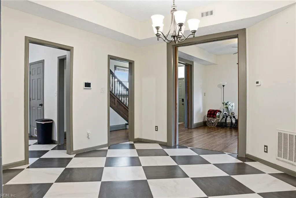 331 54th ST, NEWPORTNEWS VA 23607 thumb 11