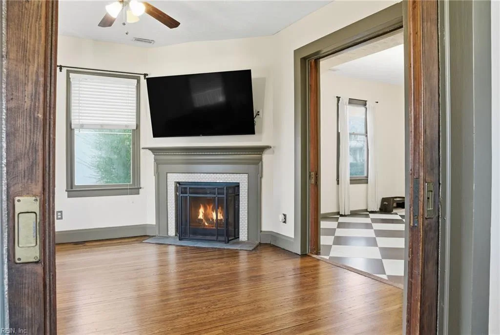 331 54th ST, NEWPORTNEWS VA 23607 thumb 8