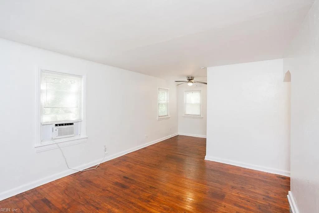 593 Thole ST, NORFOLK VA 23505 thumb 7