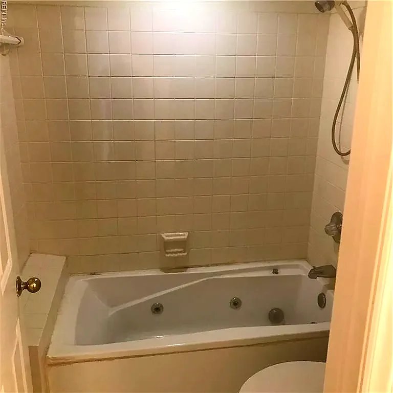 7501 River RD #2C, NEWPORTNEWS VA 23607 thumb 11