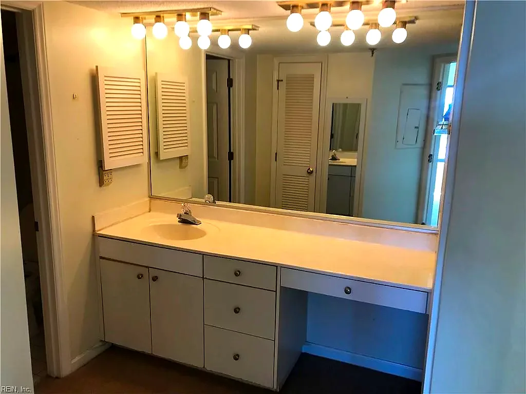 7501 River RD #2C, NEWPORTNEWS VA 23607 thumb 9
