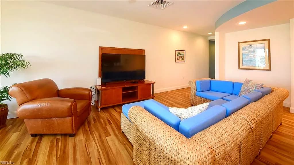 3700 Sandpiper RD #115, VIRGINIABEACH VA 23456 thumb 6