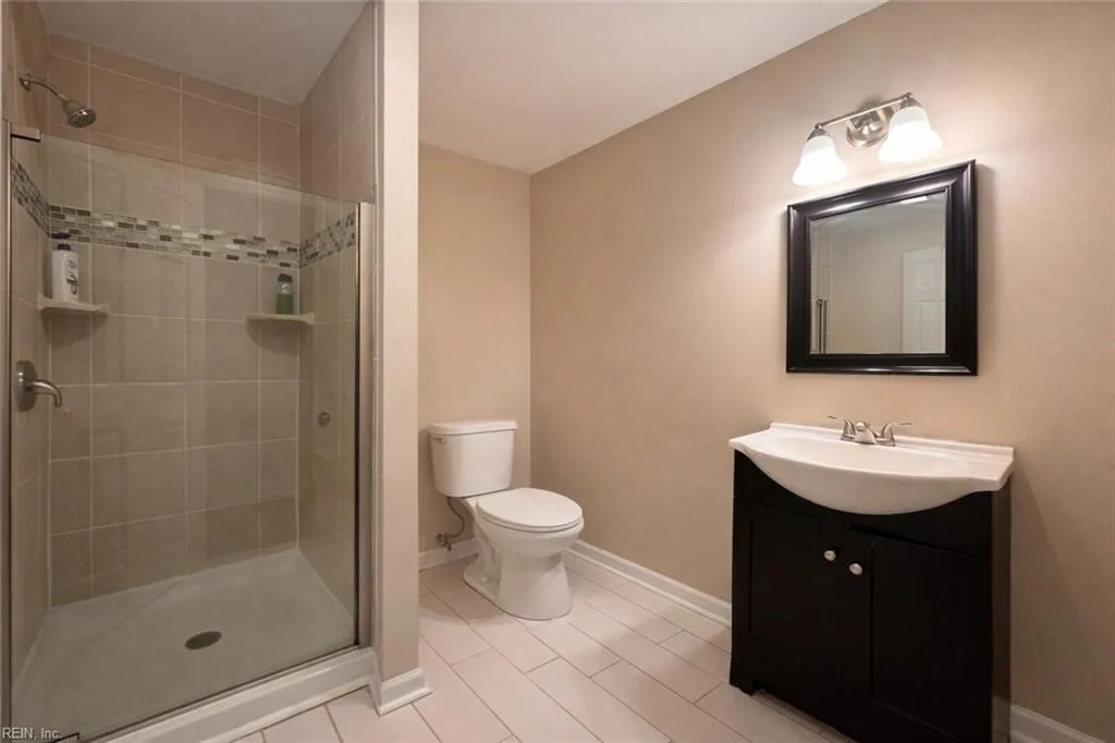 201 Courtney DR, HAMPTON VA 23669 thumb 12