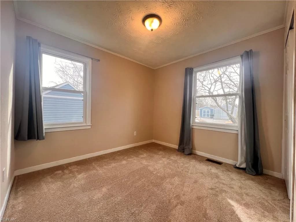 201 Courtney DR, HAMPTON VA 23669 thumb 7
