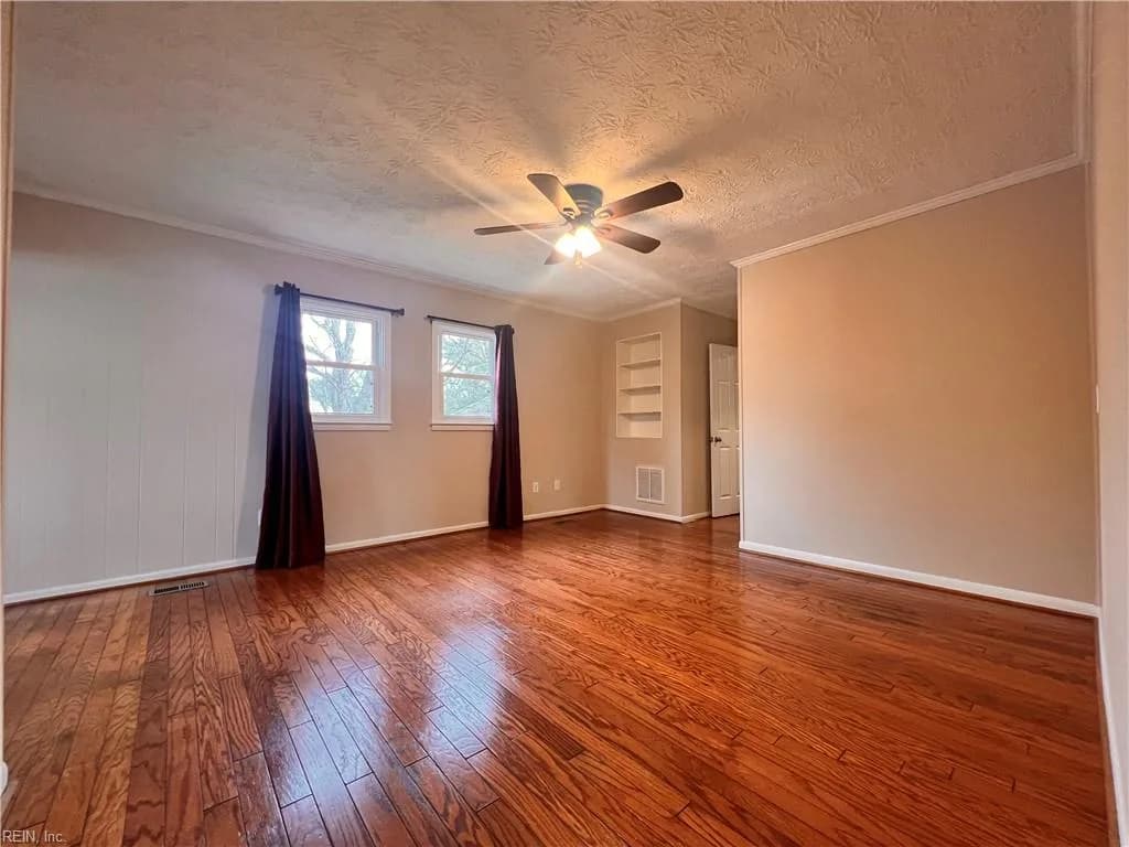 201 Courtney DR, HAMPTON VA 23669 thumb 10