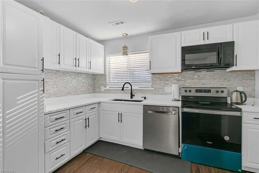 820 Lemaster AVE, HAMPTON VA 23669 thumb 6