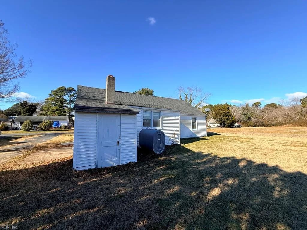 22 Jackson ST, ONANCOCK VA 23417 thumb 7