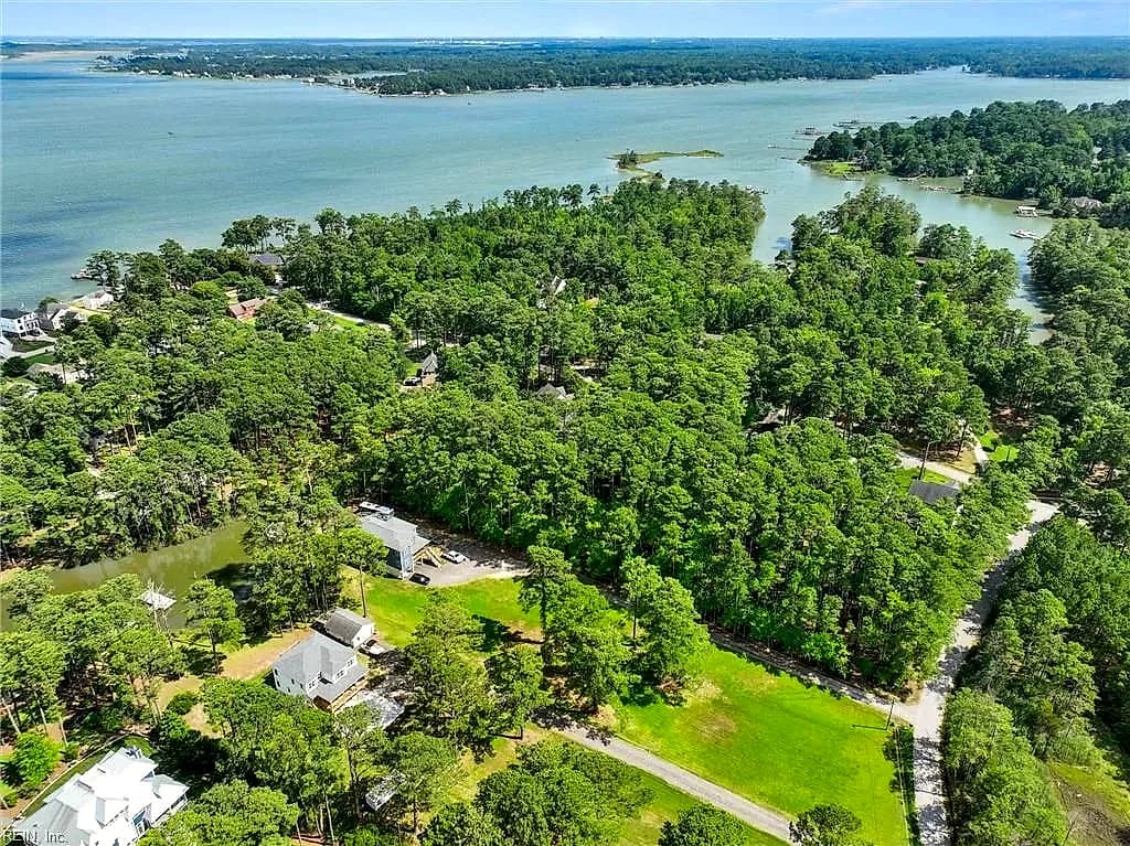 106 Anchor DR, YORKTOWN VA 23692 thumb 12