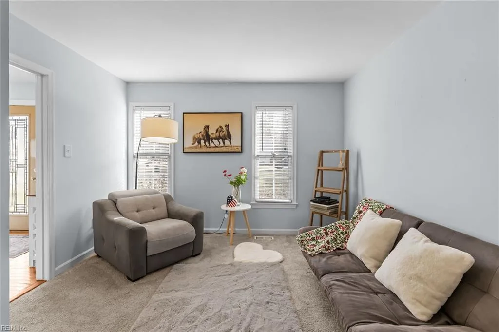 204 Harlan DR, YORKTOWN VA 23692 thumb 11