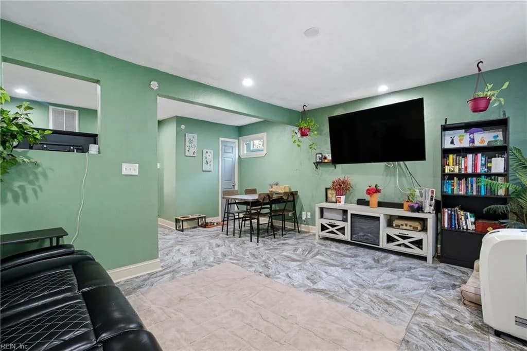 6245 Alexander ST, NORFOLK VA 23513 thumb 8