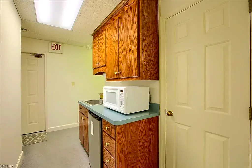 7192 Chapman DR #10, HAYES VA 23072 thumb 10