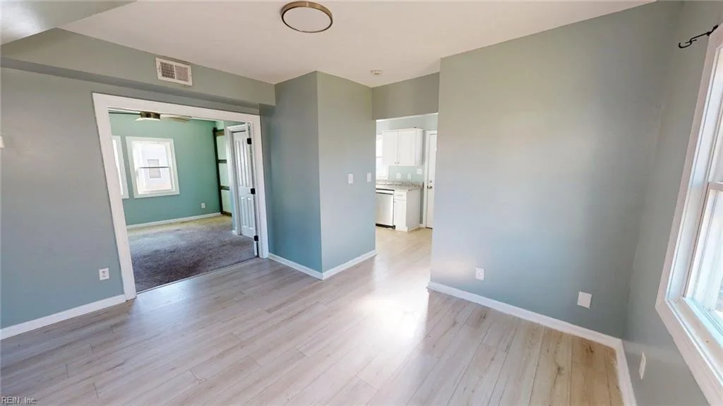 223 Sycamore AVE, NEWPORTNEWS VA 23607 thumb 9