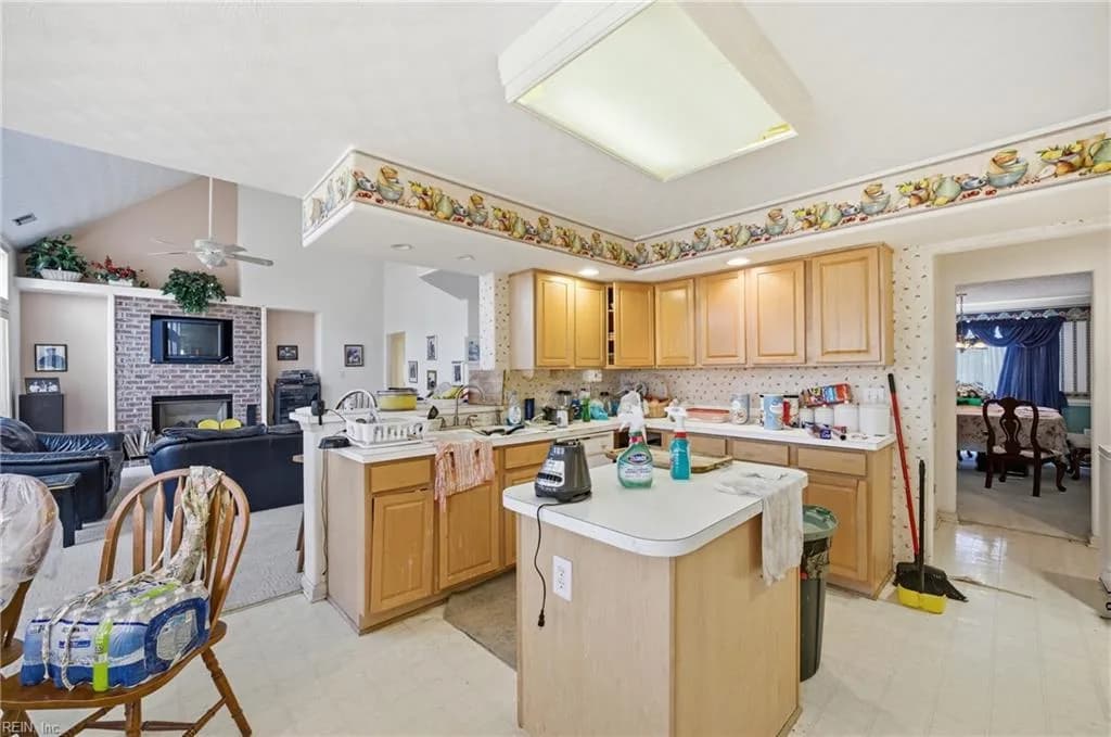 2210 Chesterfield LOOP, CHESAPEAKE VA 23323 thumb 6