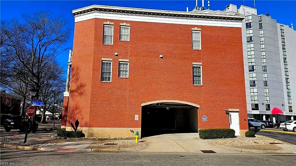 450 W Princess Anne RD #211, NORFOLK VA 23517 - Photo 4