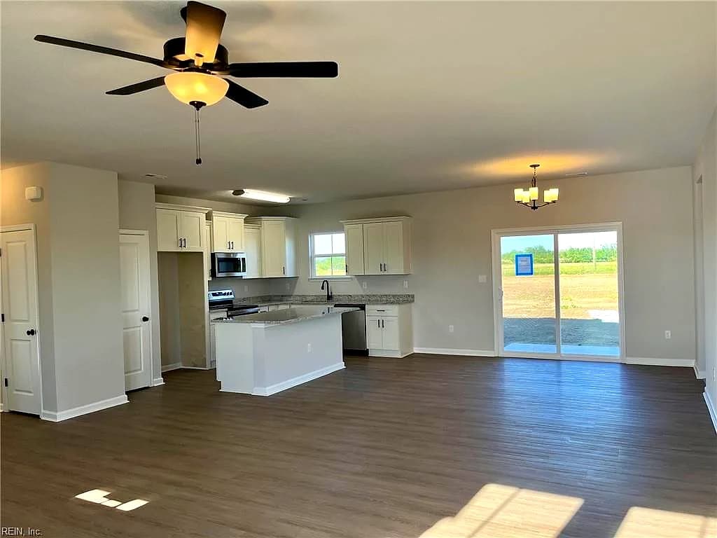 204 Halifax CT, SHAWBORO NC 27973 - Photo 5