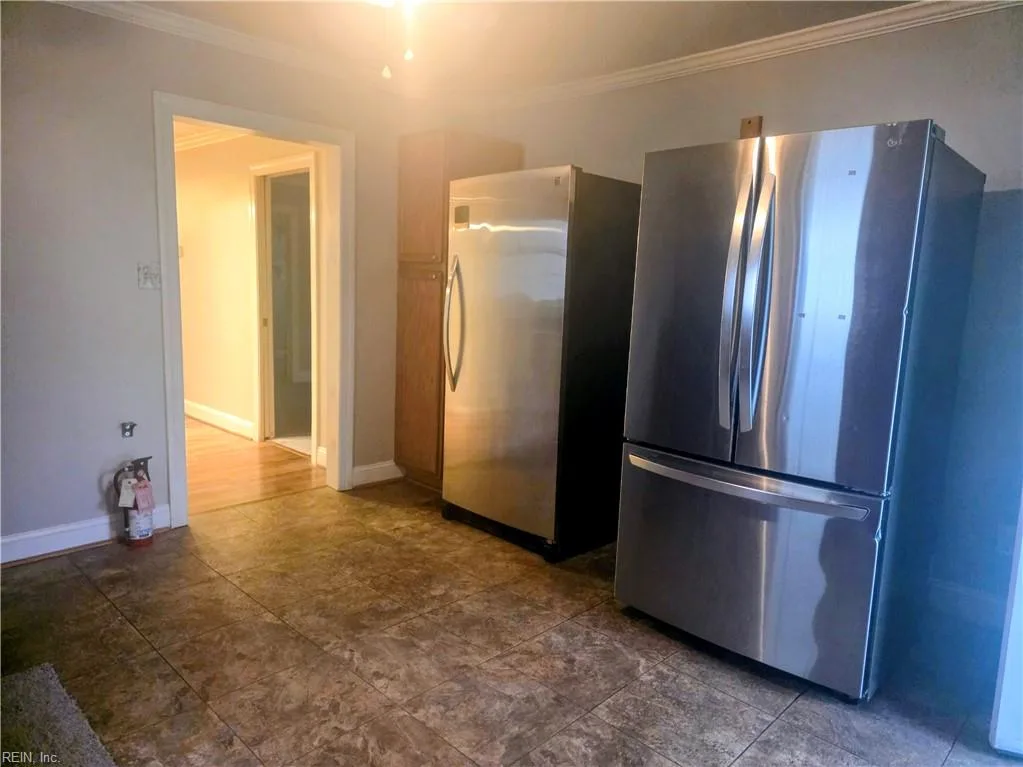 625 Center AVE, NEWPORTNEWS VA 23601 thumb 10