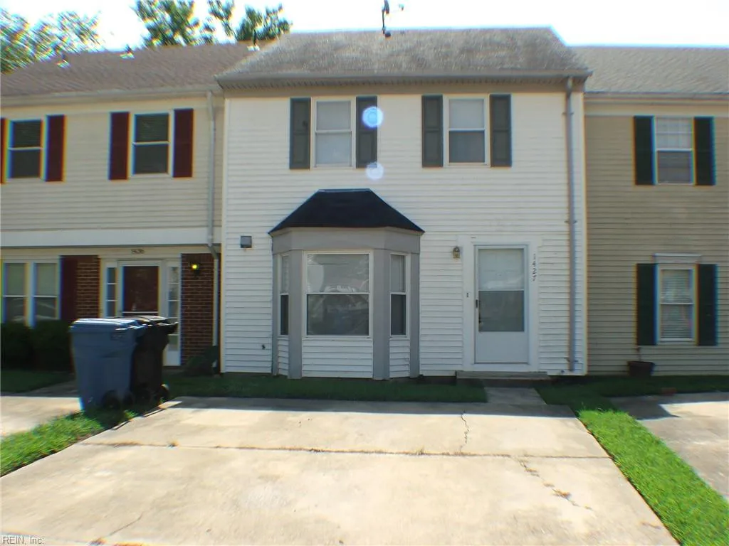 1427 GRASSMERE CT, VIRGINIA BEACH VA 23464 - Main photo
