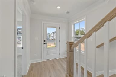 105 Bracewell LN, YORKTOWN VA 23692 thumb 5