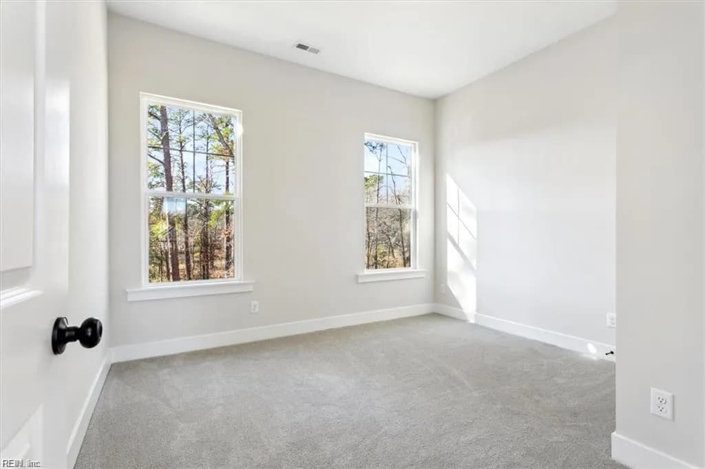 1916 McCoy RD, CHESAPEAKE VA 23323 thumb 10