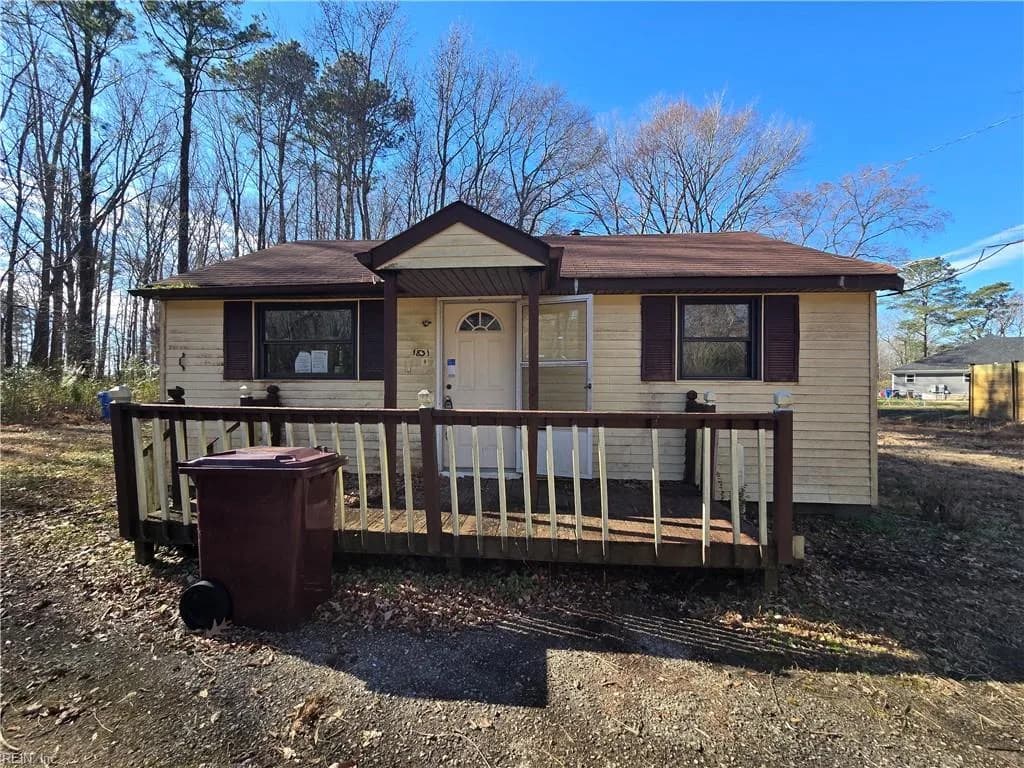 1831 Land Of Promise RD, CHESAPEAKE VA 23322 - Main photo