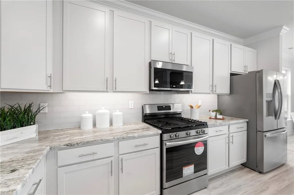 2210 Captiva LN, CHESAPEAKE VA 23321 thumb 9