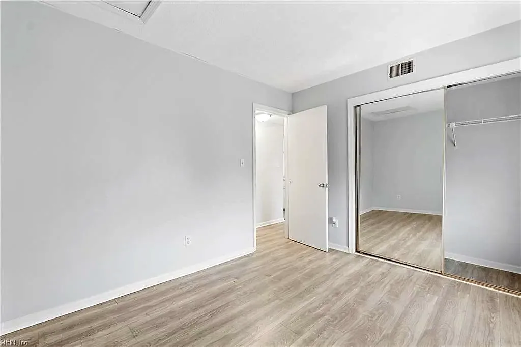 220 Pacific DR #2, HAMPTON VA 23666 thumb 12