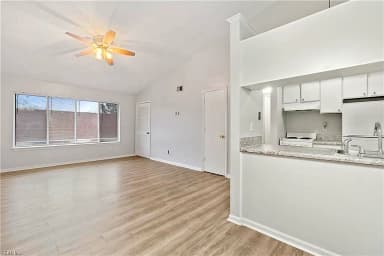 220 Pacific DR #2, HAMPTON VA 23666 thumb 4