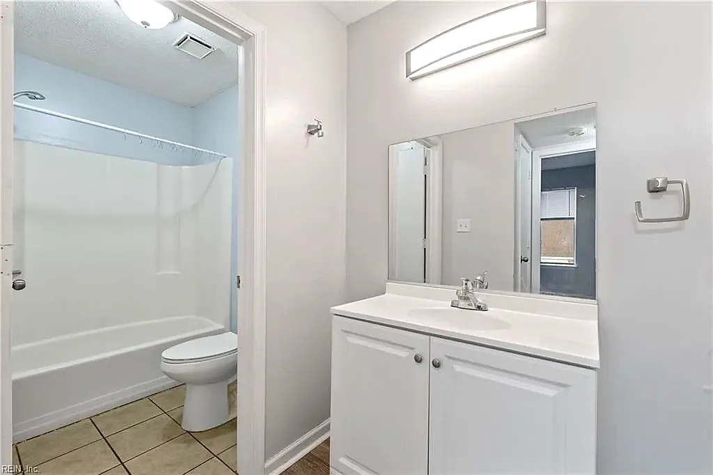 220 Pacific DR #2, HAMPTON VA 23666 thumb 9