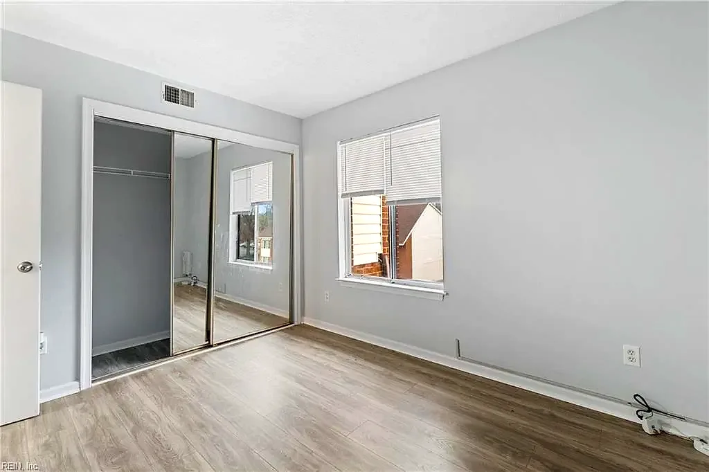 220 Pacific DR #2, HAMPTON VA 23666 thumb 10