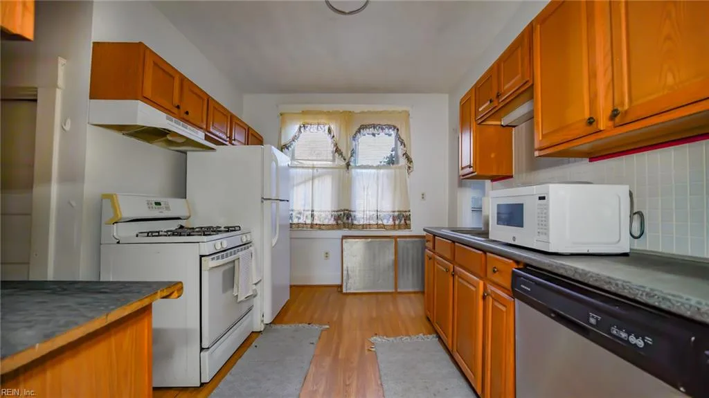 3833 Turnpike RD, PORTSMOUTH VA 23701 thumb 10