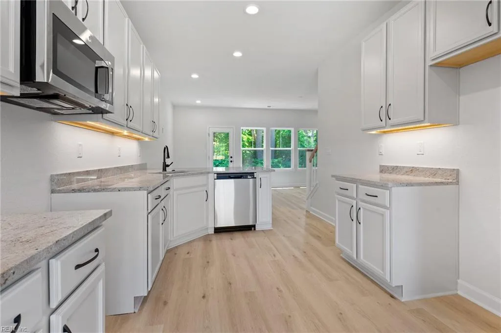 1008 Serene RD #103, SUFFOLK VA 23435 thumb 8