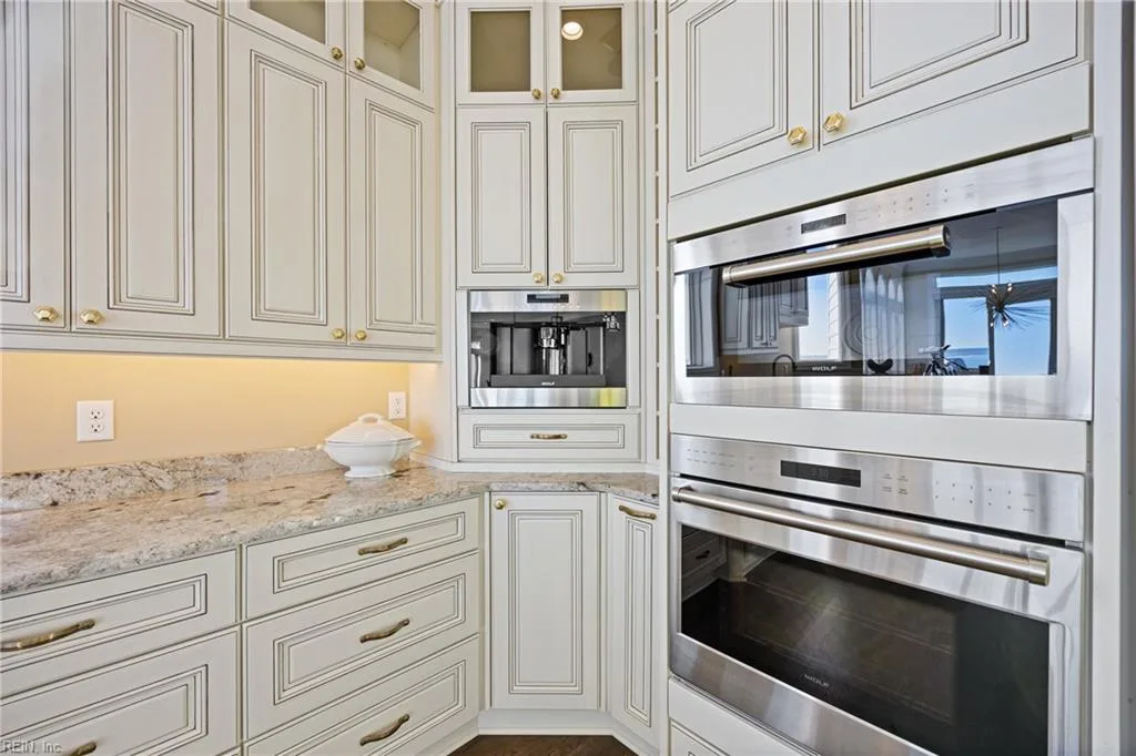 668 S Atlantic AVE, VIRGINIABEACH VA 23451 thumb 6