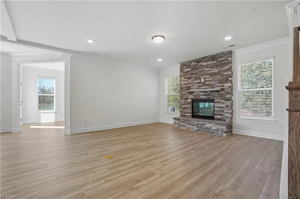 1327 Wharf Hill DR, SMITHFIELD VA 23430 thumb 9