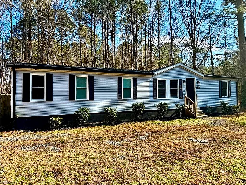 340 Osprey RD, CARDINAL VA 23025 - Main photo