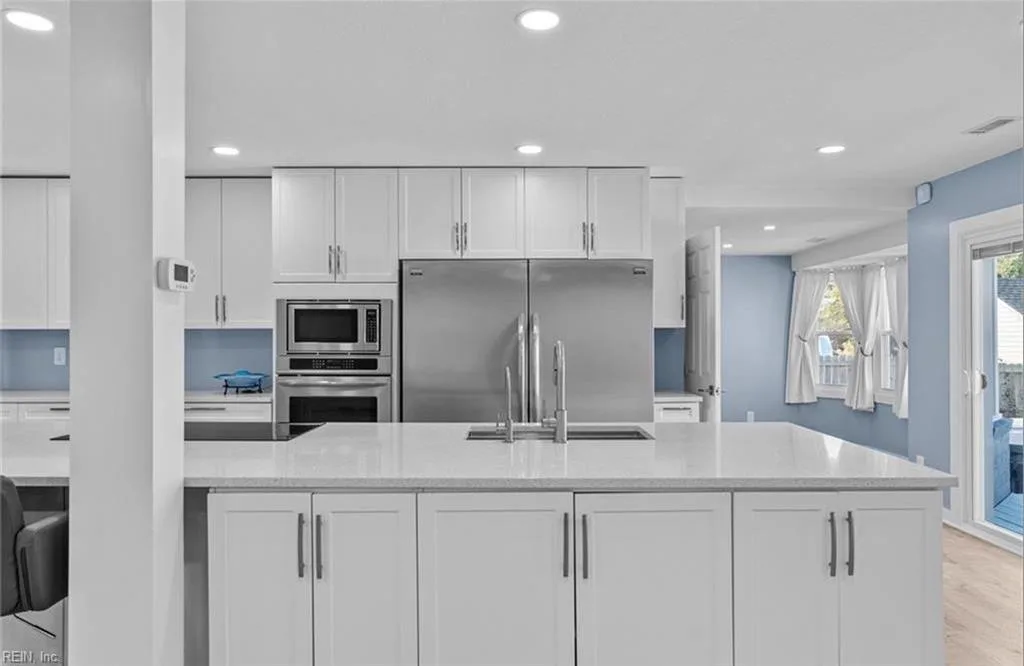 733 Woodstock RD, VIRGINIABEACH VA 23464 thumb 9