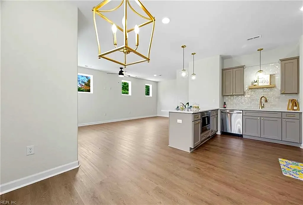 14307 Old Courthouse WAY #A, NEWPORTNEWS VA 23602 thumb 8