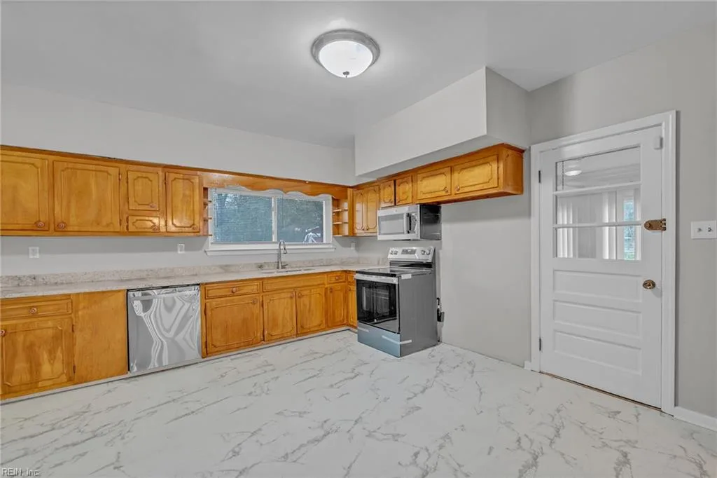 31 Radford ST, PORTSMOUTH VA 23701 thumb 12