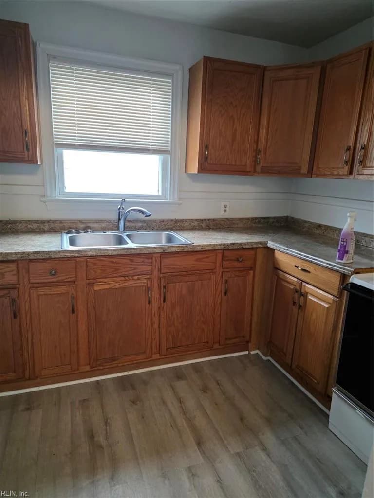 714 Grove ST, HAMPTON VA 23664 thumb 7