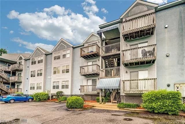 1563 N King ST #114, HAMPTON VA 23669 - Main photo