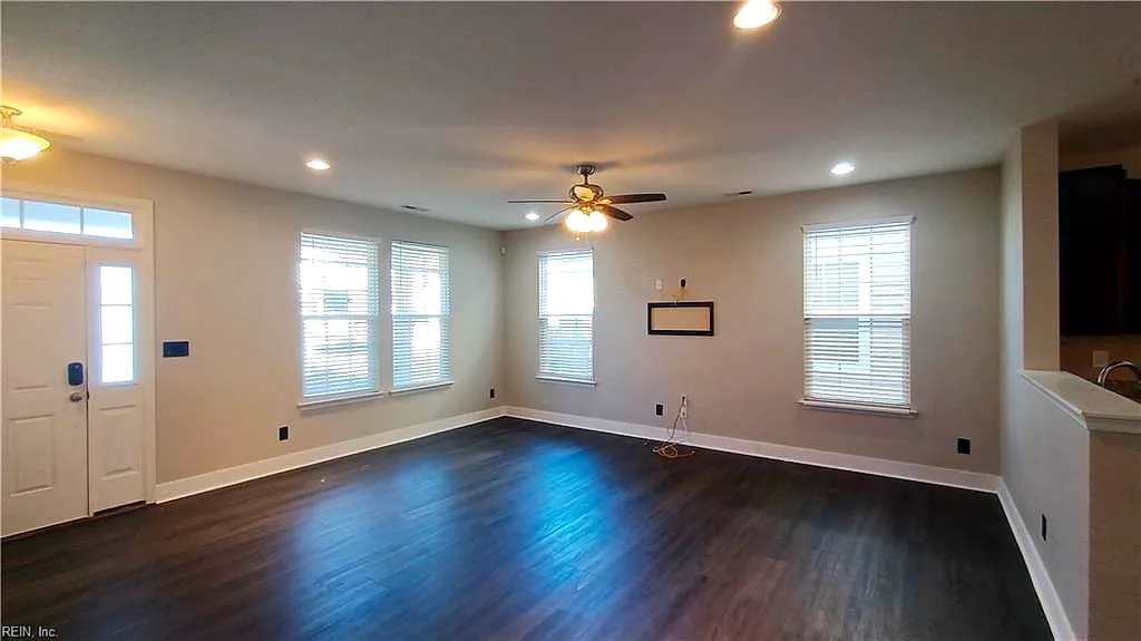 342 HARMONY DR, PORTSMOUTH VA 23701 - Photo 4