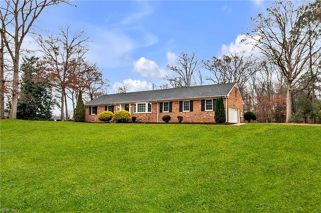 807 Craig DR, SUFFOLK VA 23434 - Main photo
