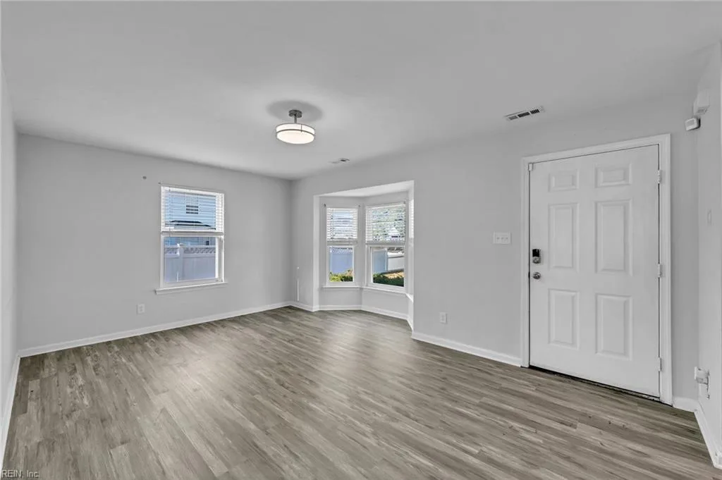 1106 Wide ST, NORFOLK VA 23504 thumb 7